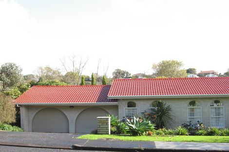 Photo of property in 72 Cheriton Road, Mellons Bay, Auckland, 2014