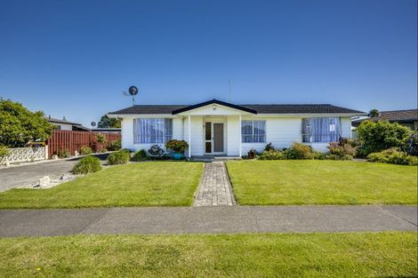Photo of property in 38 Glamorgan Avenue, Tamatea, Napier, 4112