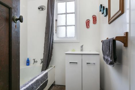 Photo of property in 27 Bear Street, Tirau, 3410