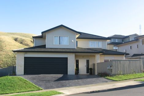 Photo of property in 91 Amesbury Drive, Churton Park, Wellington, 6037