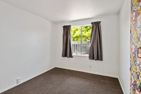 Photo of property in 4 Portnall Place, Parklands, Christchurch, 8083