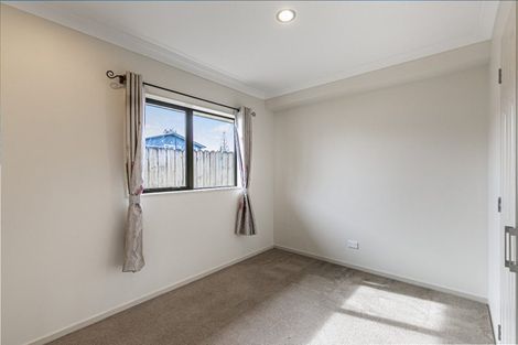 Photo of property in 114a Ti Rakau Drive, Pakuranga, Auckland, 2010