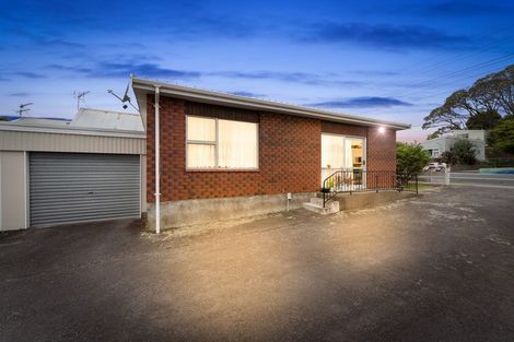 Photo of property in 3/127 Lemon Street, New Plymouth, 4312