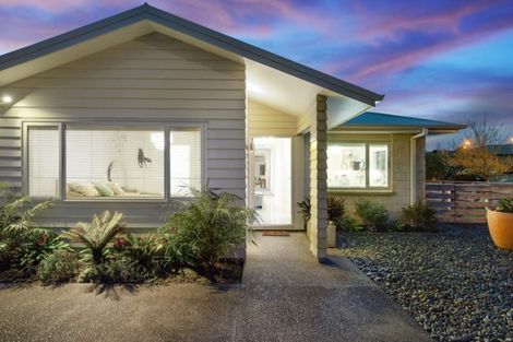 Photo of property in 6 Dayna Avenue, Ohauiti, Tauranga, 3112