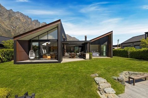 Photo of property in 24 Orford Drive, Jacks Point, Queenstown, 9371