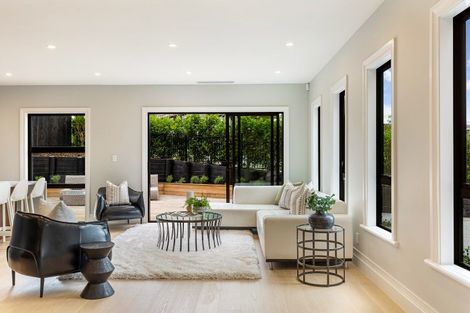 Photo of property in 17 Arawaru Avenue, Wainui, 0992