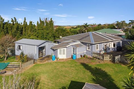 Photo of property in 10 Montaine Place, Maungaturoto, 0520