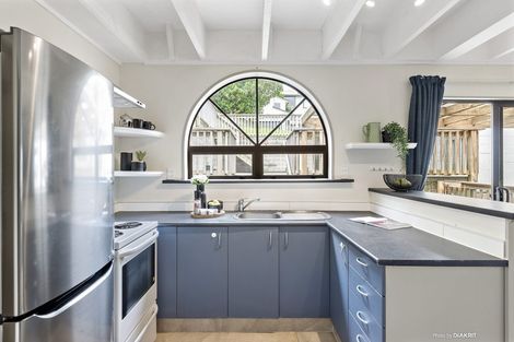 Photo of property in 11 Melrose Crescent, Melrose, Wellington, 6023