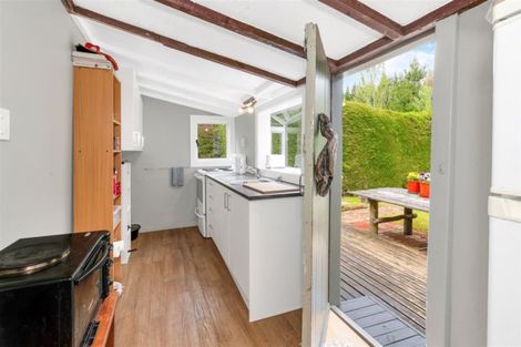 Photo of property in 11 Kiwi Avenue, Waikuku Beach, 7473