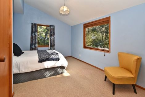 Photo of property in 18 Evans Pass Road, Sumner, Christchurch, 8081