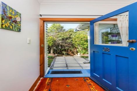 Photo of property in 38 Cashmere Avenue, Khandallah, Wellington, 6035