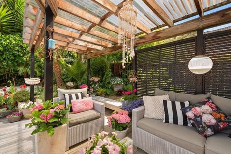 Photo of property in 20 Penguin Drive, Murrays Bay, Auckland, 0630