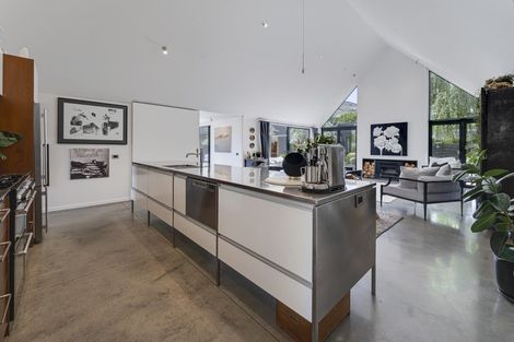 Photo of property in 1 Larkins Way, Arthurs Point, Queenstown, 9371