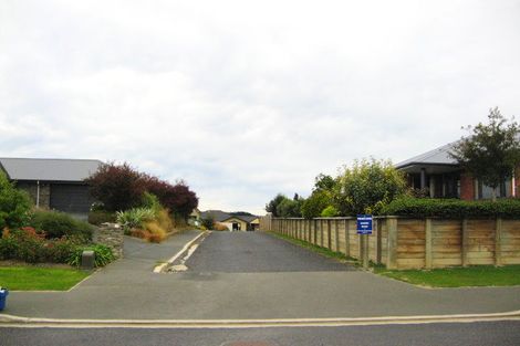 Photo of property in 8 Sunninghurst Drive, Fairfield, Dunedin, 9018