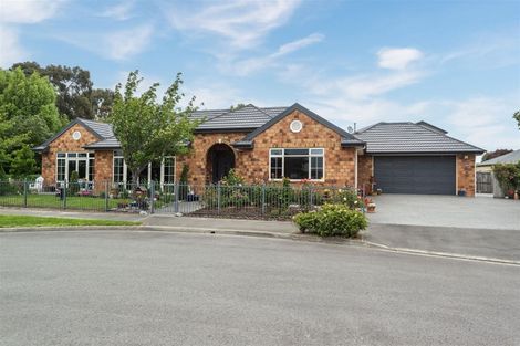 Photo of property in 10 Meeking Place, Aidanfield, Christchurch, 8025