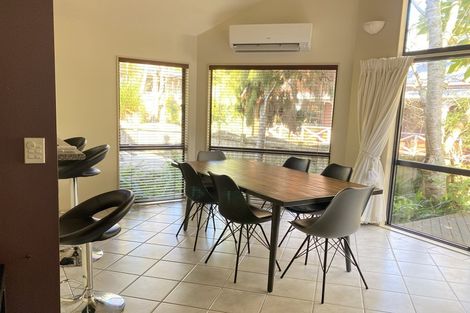 Photo of property in 139a Atkinson Road, Titirangi, Auckland, 0604