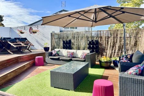 Photo of property in 1/3 Pelican Lane, Unsworth Heights, Auckland, 0632