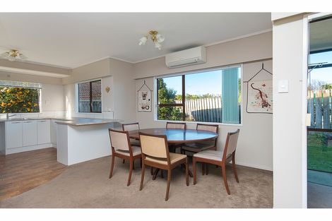 Photo of property in 19b Victoria Avenue, Waiuku, 2123