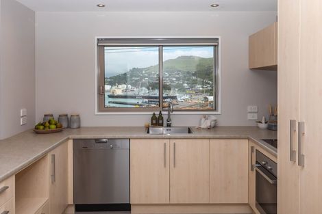 Photo of property in 10 Saint Davids Street, Lyttelton, 8082