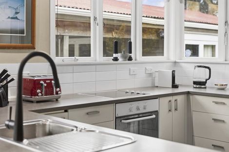 Photo of property in 15 Hampton Place, St Andrews, Hamilton, 3200