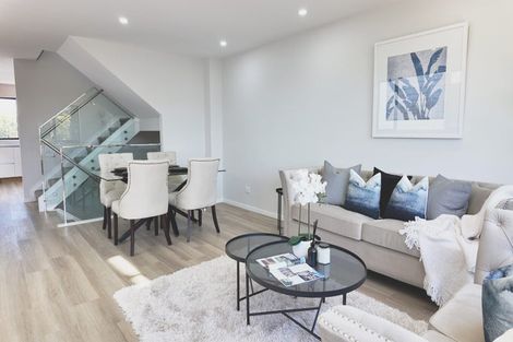 Photo of property in 6/684 Te Atatu Road, Te Atatu Peninsula, Auckland, 0610