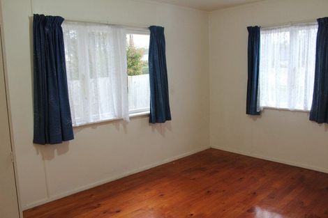 Photo of property in 12 Candia Road, Swanson, Auckland, 0612