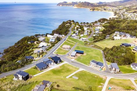 Photo of property in 8 Blue Moon Rise, Langs Beach, 0582