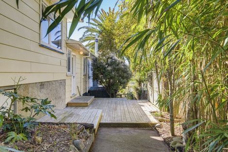 Photo of property in 23 Tui Road, Raumati Beach, Paraparaumu, 5032