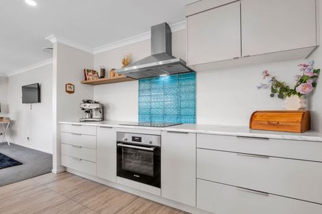 Photo of property in 23 Kotiate Street, Papamoa Beach, Papamoa, 3118