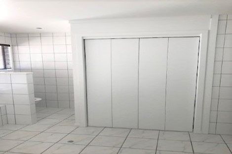 Photo of property in 3 Oak Avenue, Paremata, Porirua, 5024