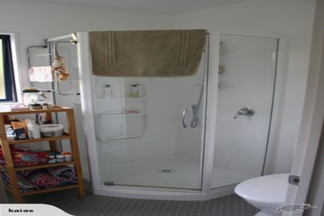 Photo of property in 9 Dudley Crescent, Cable Bay, 0420