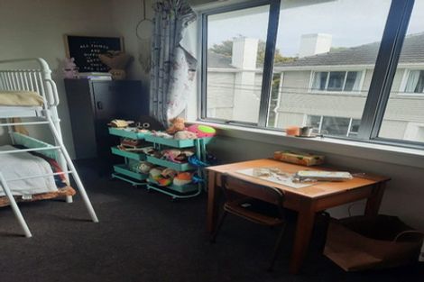 Photo of property in 27 Bulteel Street, New Plymouth, 4310