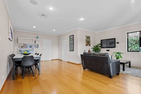 Photo of property in 105 Muir Avenue, Mangere Bridge, Auckland, 2022