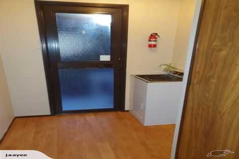 Photo of property in 1/342c Royal Road, Massey, Auckland, 0614