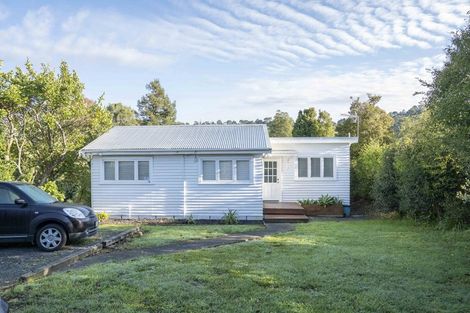 Photo of property in 1/637 Swanson Road, Swanson, Auckland, 0612