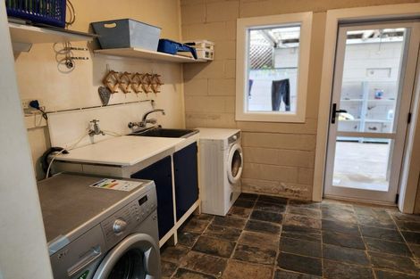 Photo of property in 45 Riverhills Avenue, Pakuranga Heights, Auckland, 2010