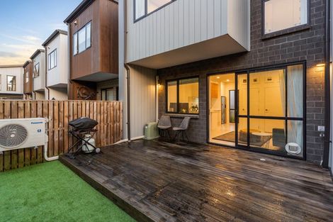 Photo of property in 136c Tiriwa Drive, Massey, Auckland, 0614