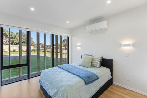 Photo of property in 1 Stetson Rise, Waikanae, 5391