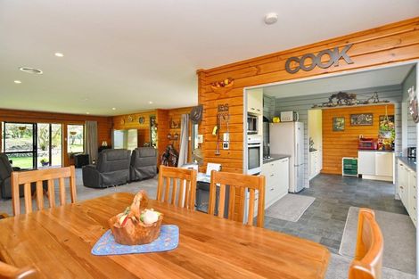 Photo of property in 194 Fishers Road, Loburn, Rangiora, 7473