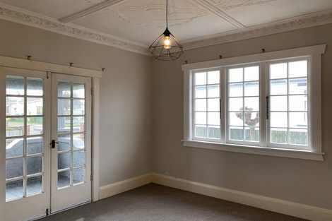 Photo of property in 27 Miro Street, Takaro, Palmerston North, 4410