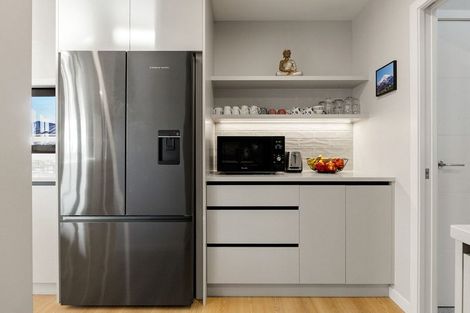 Photo of property in 32 Hugo Shaw Drive, Cambridge, 3434