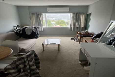 Photo of property in 2/18 Thurleigh Grove, Karori, Wellington, 6012