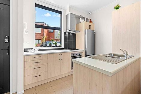 Photo of property in 11 Fermi Lane, Papakura, 2110