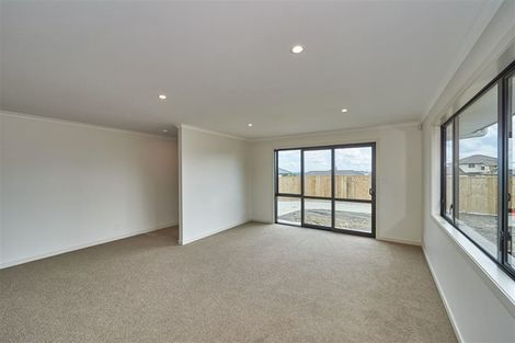 Photo of property in 15 Varsity Heights, Fitzherbert, Palmerston North, 4410