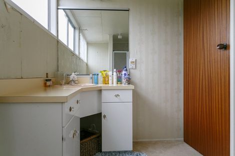 Photo of property in 34 Harvey Street, Waipahihi, Taupo, 3330