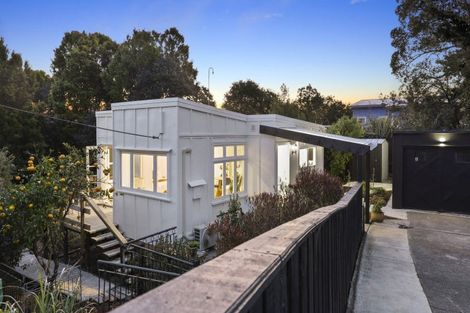 Photo of property in 11 Walbrook Road, Manly, Whangaparaoa, 0930