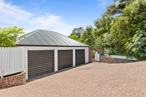 Photo of property in 10 The Close, Greenhithe, Auckland, 0632