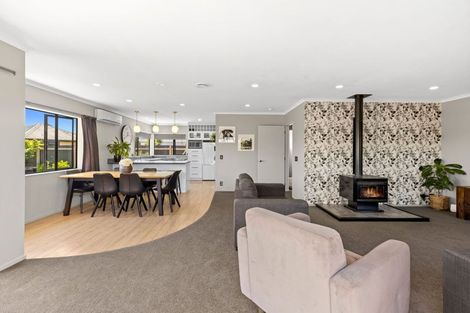 Photo of property in 5 Manoy Street, Motueka, 7120