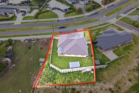 Photo of property in 2 Bragato Way, Te Kauwhata, 3710