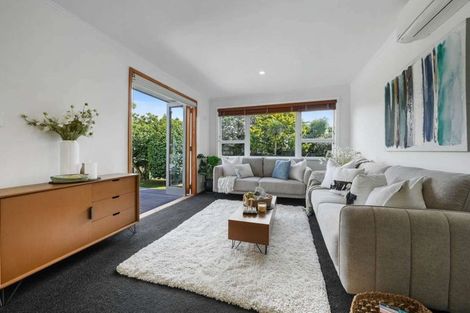 Photo of property in 45 Jillian Drive, Ranui, Auckland, 0612